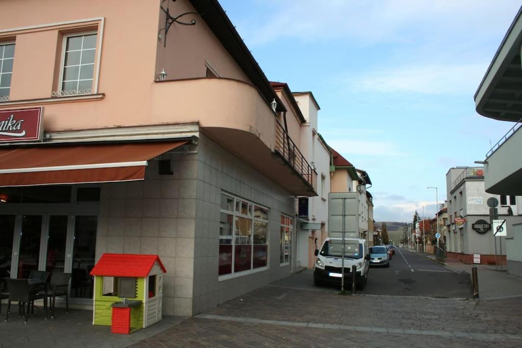 Apartman Lm Liptovský Mikuláš Exterior foto