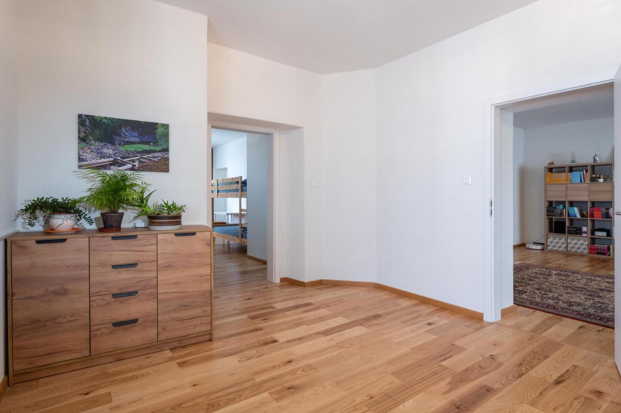 Apartman Lm Liptovský Mikuláš Exterior foto